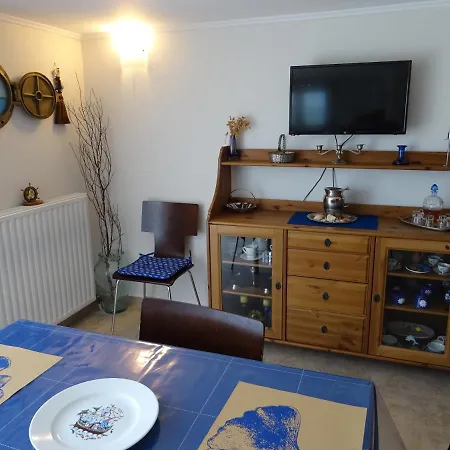 Melilofos Ground Floor Poolside Agia Thekla